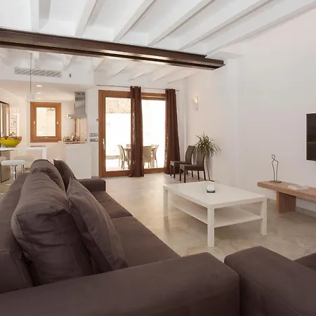 Sant Sebastia 别墅 *